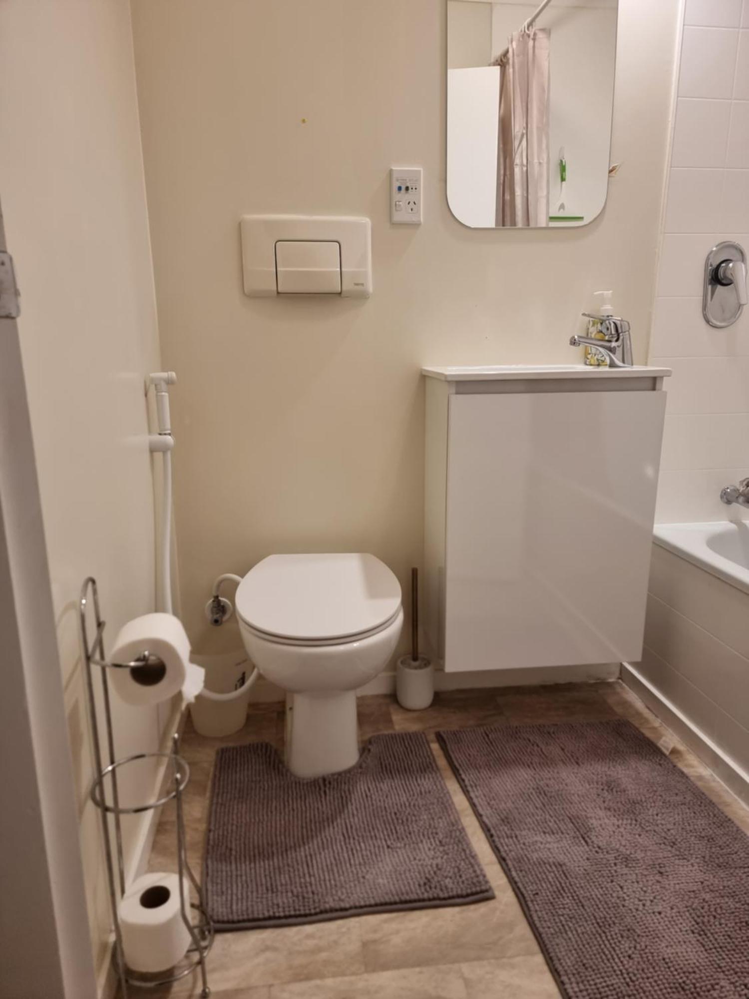 Entire Ground Floor With Full-Privacy And Family-Friendly Popular To Ferry Catchers Wellington Exteriör bild