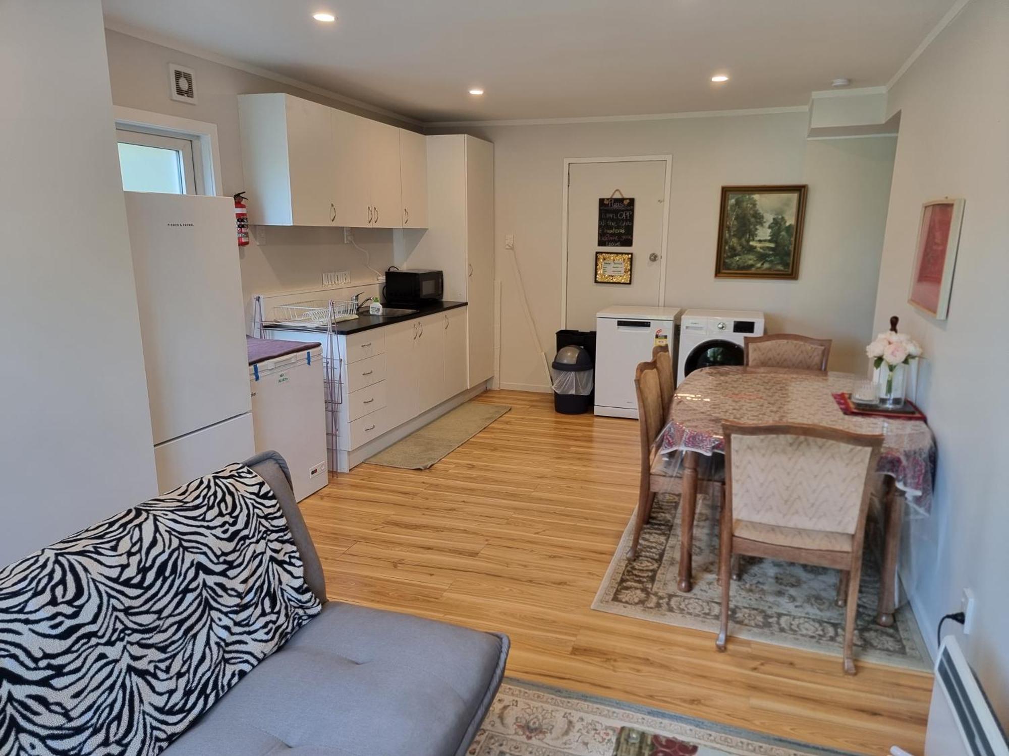 Entire Ground Floor With Full-Privacy And Family-Friendly Popular To Ferry Catchers Wellington Exteriör bild